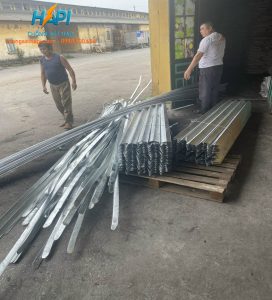 Cọc tiếp địa thép mạ kẽm V63x63x6mm – Giải pháp tiếp đất an toàn, bền bỉ cho mọi hệ thống chống sét